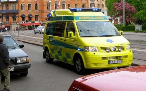 ambulancias-que-interrumpen-la-musica-de-los-coches-a-su-paso-en-suecia-ya-es-una-realidad-01