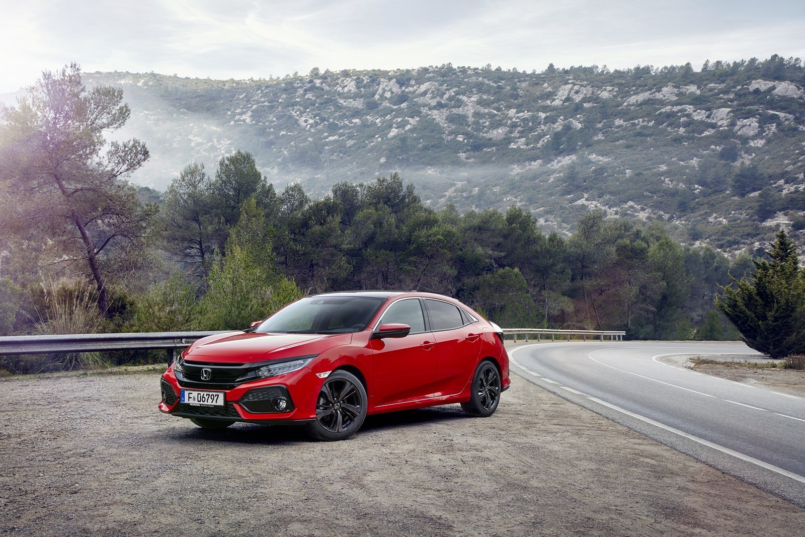 honda-civic-2017-el-iconico-compacto-japones-ya-tiene-precios-03