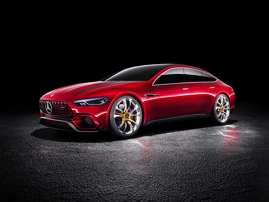 oficial-mercedes-amg-gt-concept-berlina-y-deportivo-van-de-la-mano-15