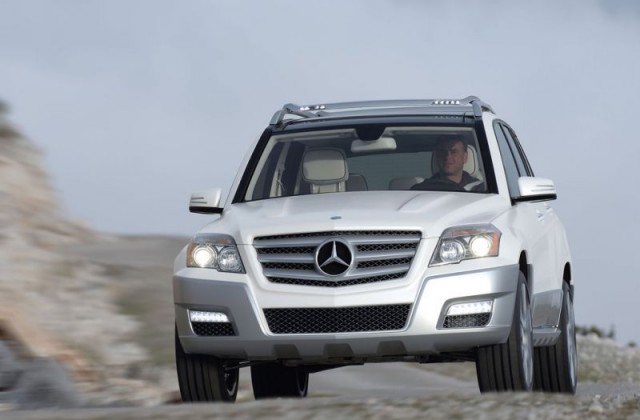 mercedes-glk-freeside-la-guerra-de-los-crossovers-lujosos-entra-en-accion-02