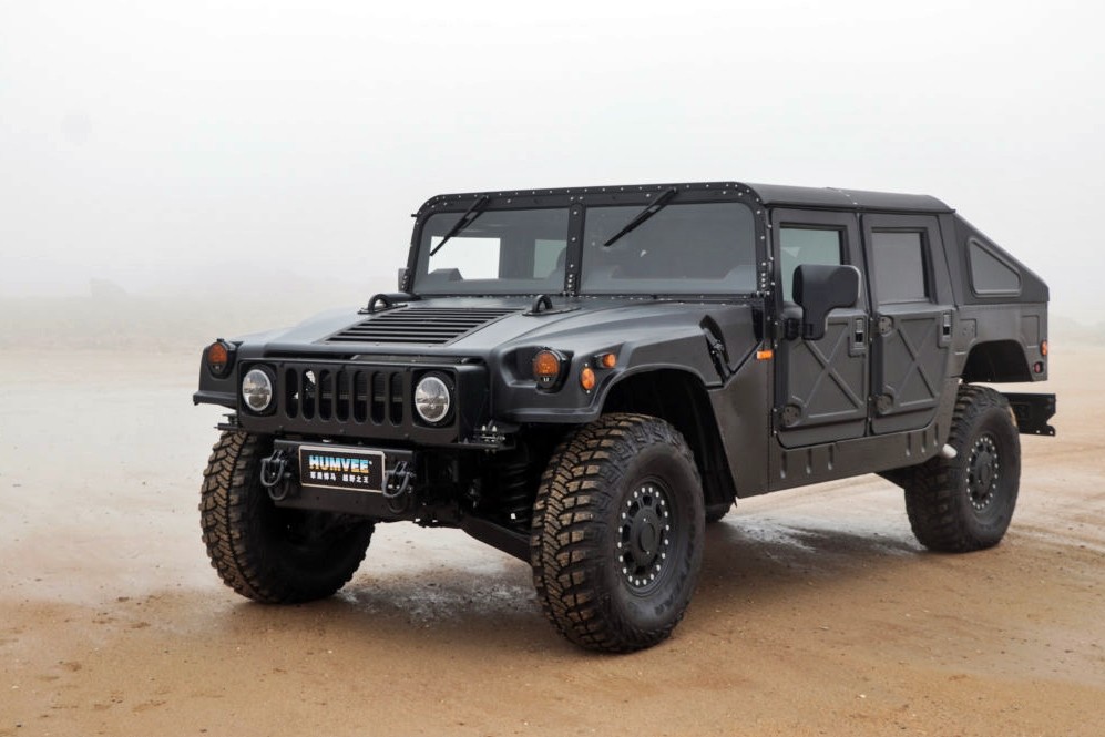 el-hummer-h1-ha-vuelto-eso-si-solo-para-china-y-de-la-mano-de-bob-lutz-01