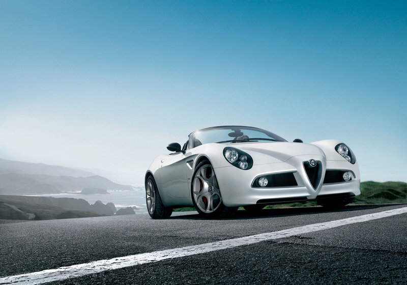 alfa-8c-spider-de-produccion-imagenes-oficiales-del-pre-salon-de-ginebra-02