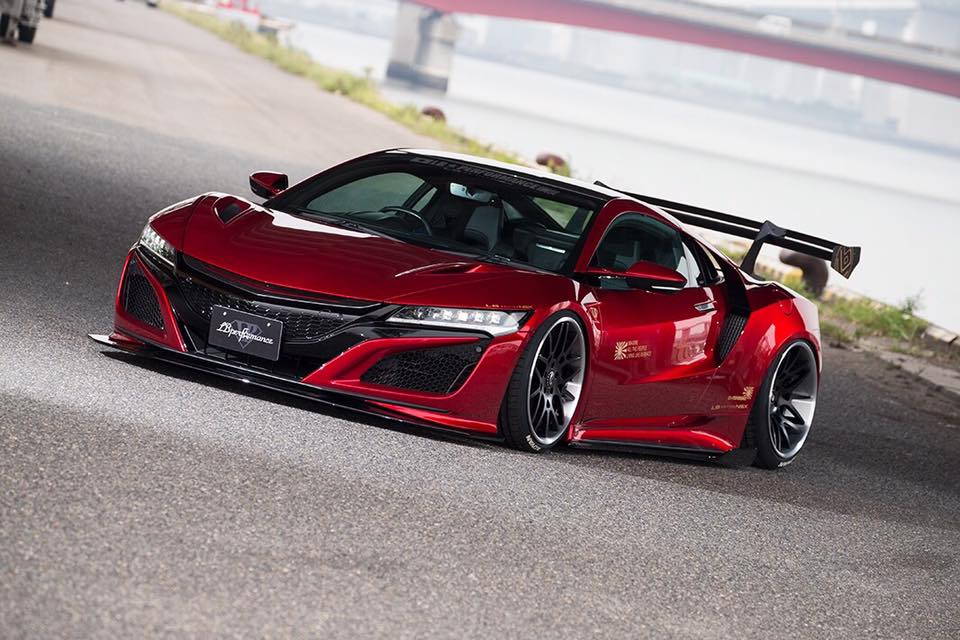 brutal-asi-es-el-kit-de-carroceria-de-liberty-walk-para-el-honda-nsx-donde-estan-los-pasos-de-rueda-caracteristicos-04