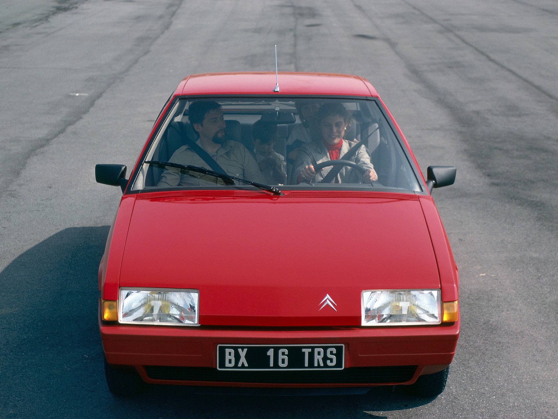 35-anos-del-citroen-bx-asi-llego-a-ser-uno-de-los-modelos-mas-exitosos-de-la-firma-27