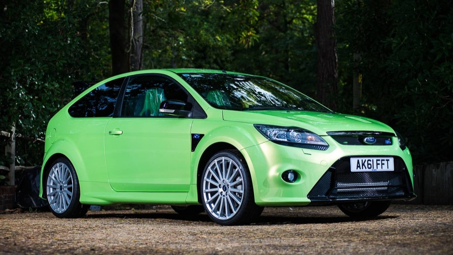 pagarias-casi-50-000-euros-por-un-ford-focus-rs-de-2011-con-29-kilometros-01