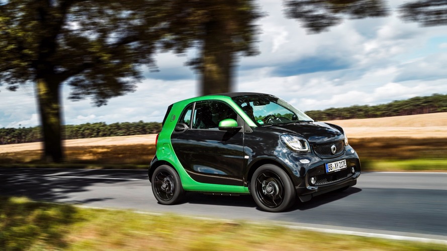smart-fortwo-pull-bear-solo-50-unidades-electricas-01