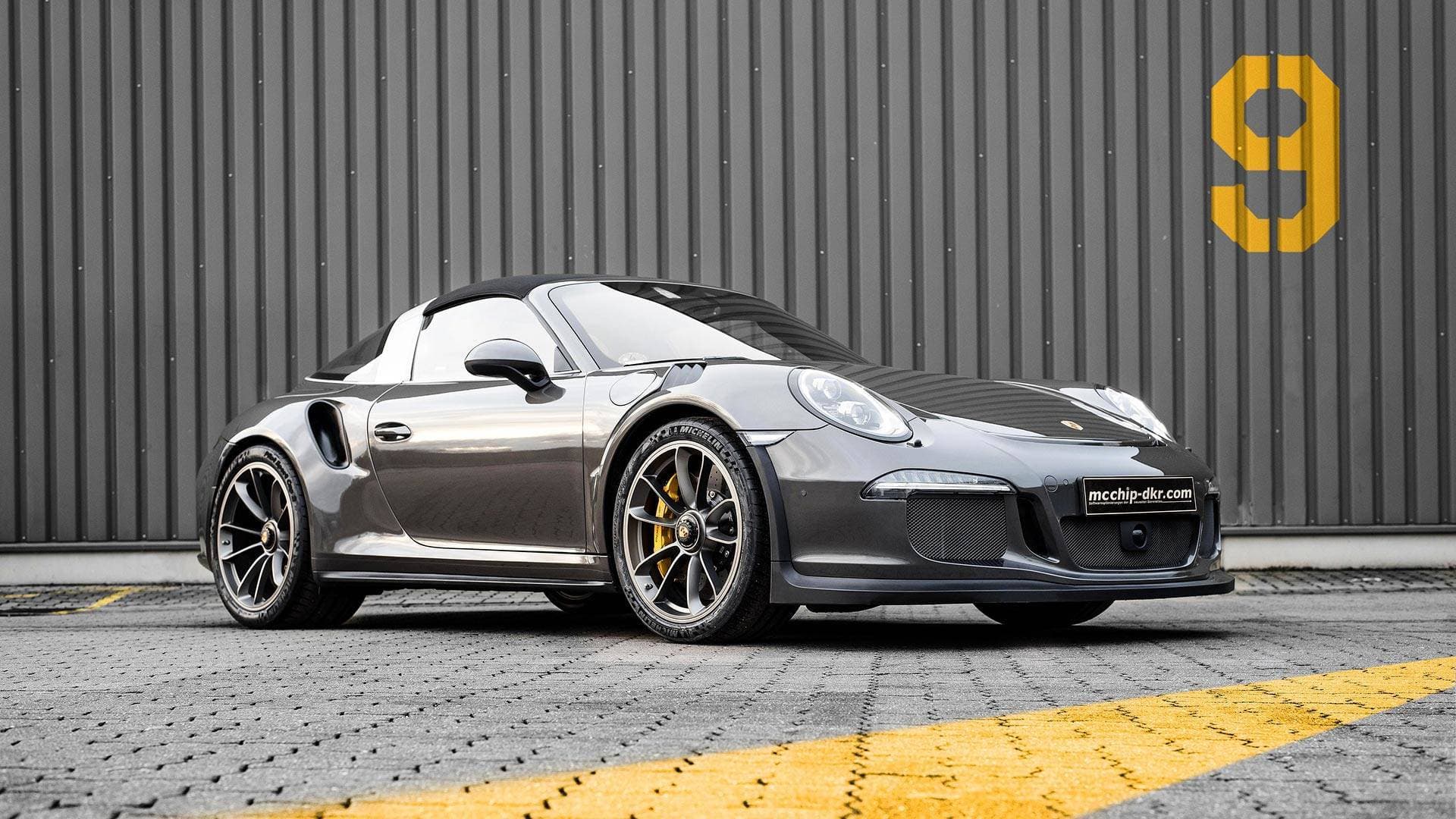 el-porsche-911-gt3-rs-targa-no-existe-pero-mcchip-dkr-lo-hace-posible-02