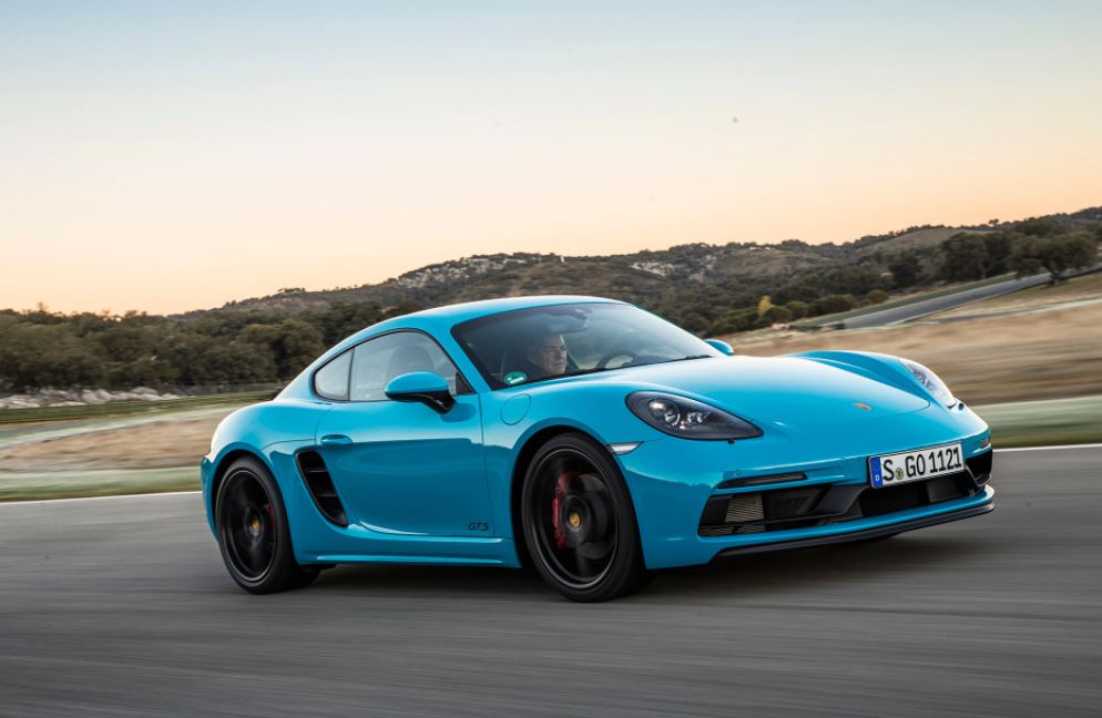porsche-apunta-alto-con-el-proximo-718-cayman-gt4-mas-potente-mas-deportivo-01
