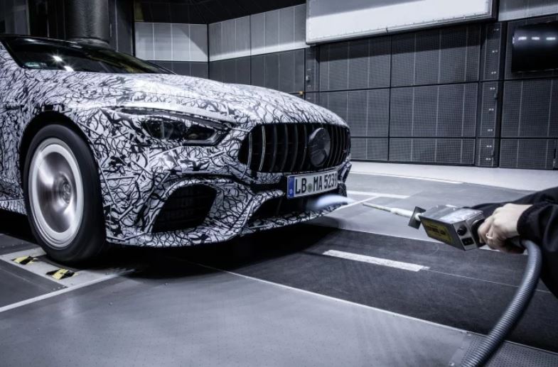 mas-de-cerca-mercedes-amg-gt-coupe-desde-el-tunel-de-viento-01