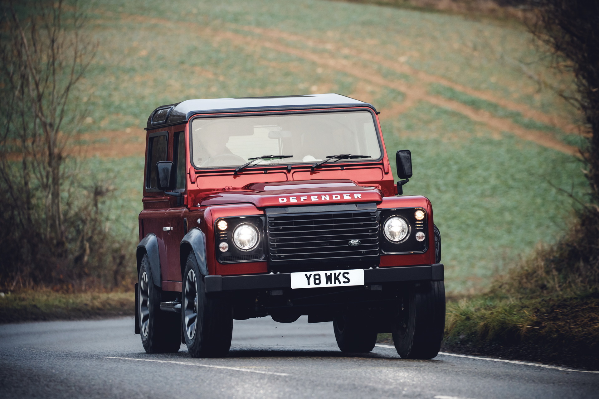 en-un-mes-se-han-vendido-las-150-unidades-del-land-rover-defender-works-v8-y-no-era-barato-02