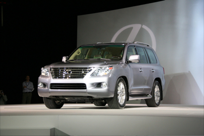 00_ny07_lexus-lx570-03.jpg