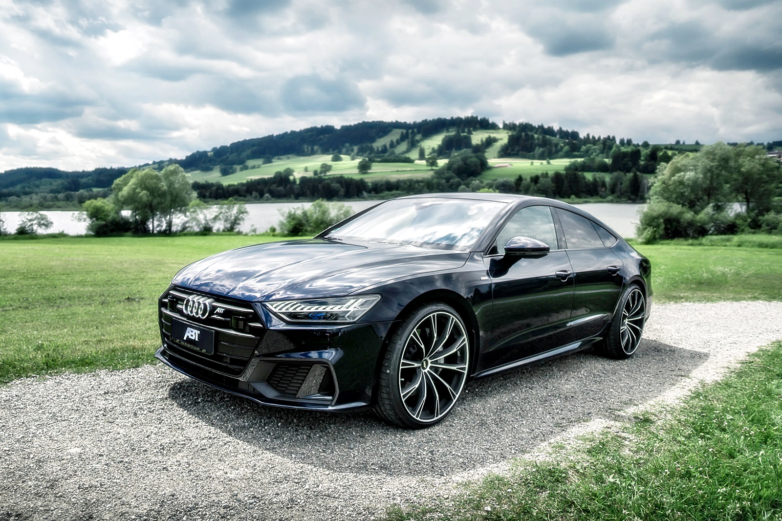 abt-deja-el-audi-a7-sportback-55-tfsi-con-425-cv-y-llantas-de-22-pulgadas-06