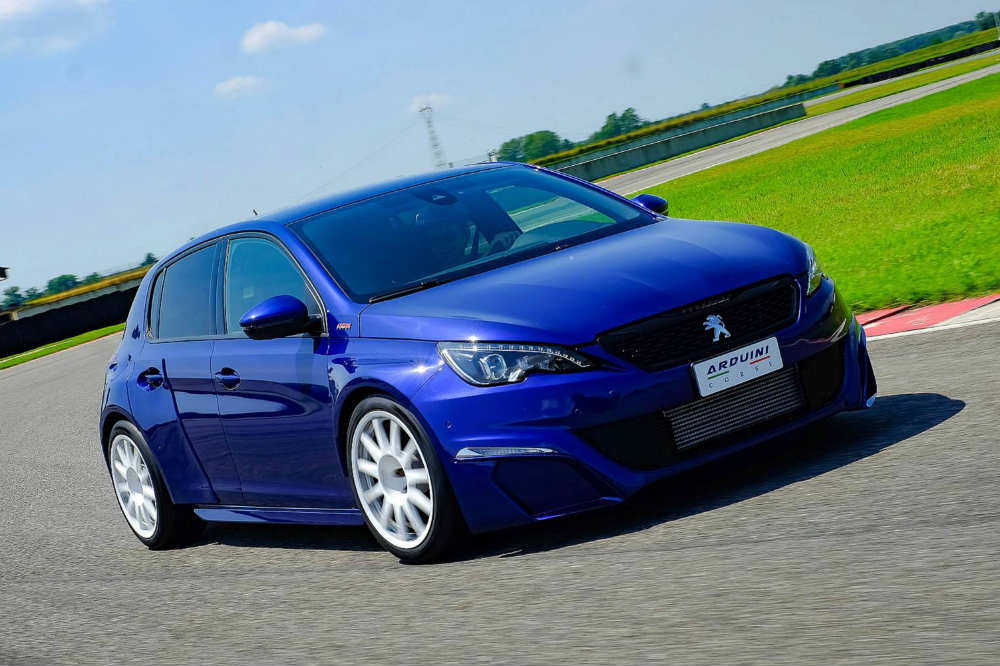 peugeot-308-gti-por-arduini-corse-del-circuito-a-la-calle-con-302-cv-08
