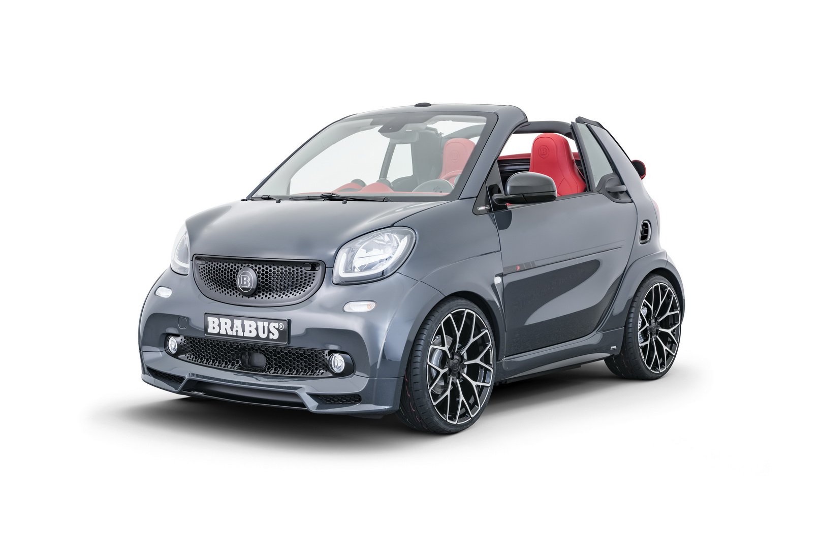 brabus-ultimate-e-shadow-edition-o-como-enterrar-64-900-euros-en-un-smart-electrico-01