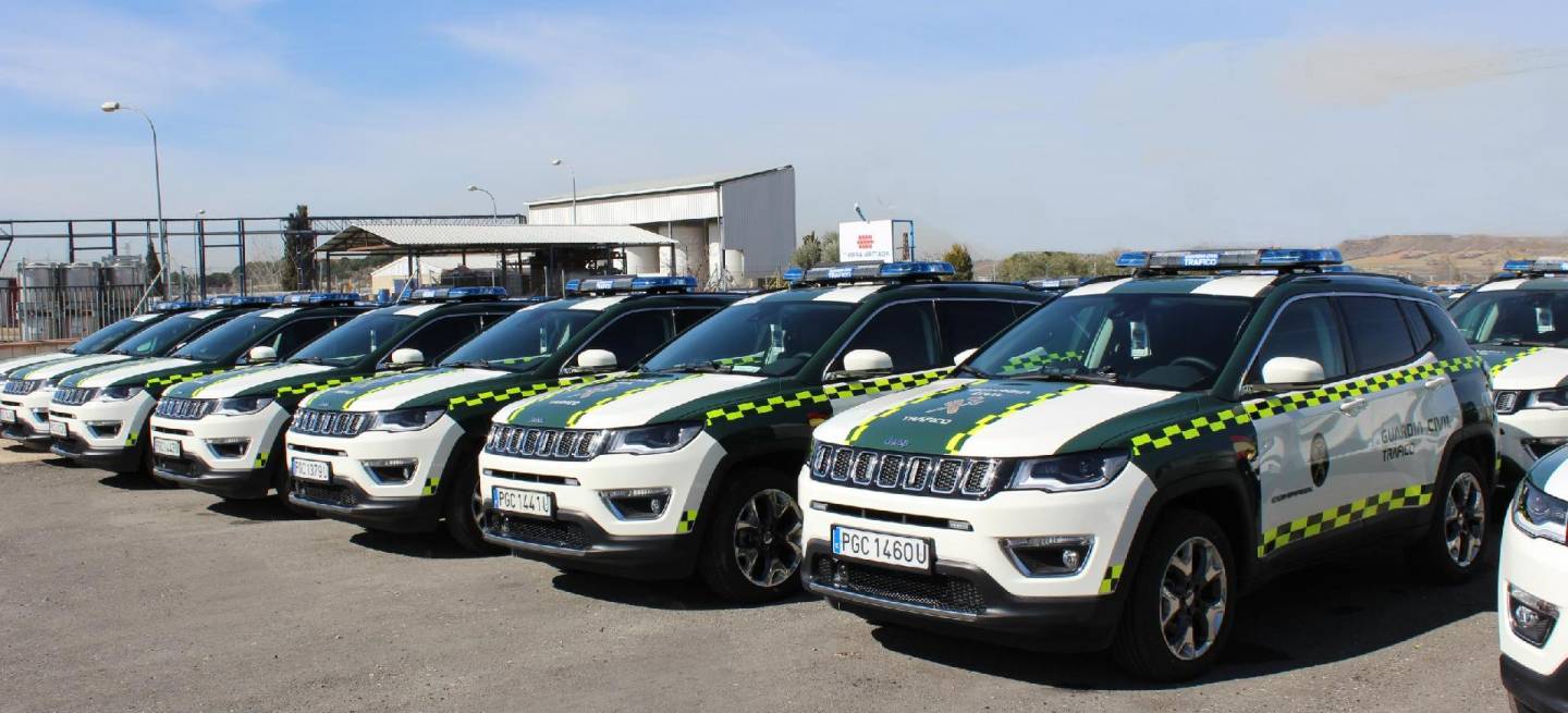 la-guardia-civil-adquiere-140-jeep-compass-para-su-flota-02