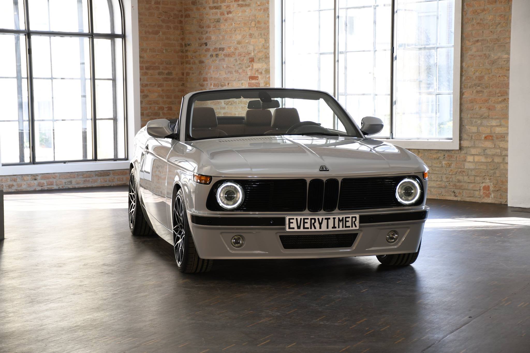 quieres-transformar-tu-m135i-cabrio-en-un-bmw-2002-cabrio-si-tienes-70-000-euros-puedes-07