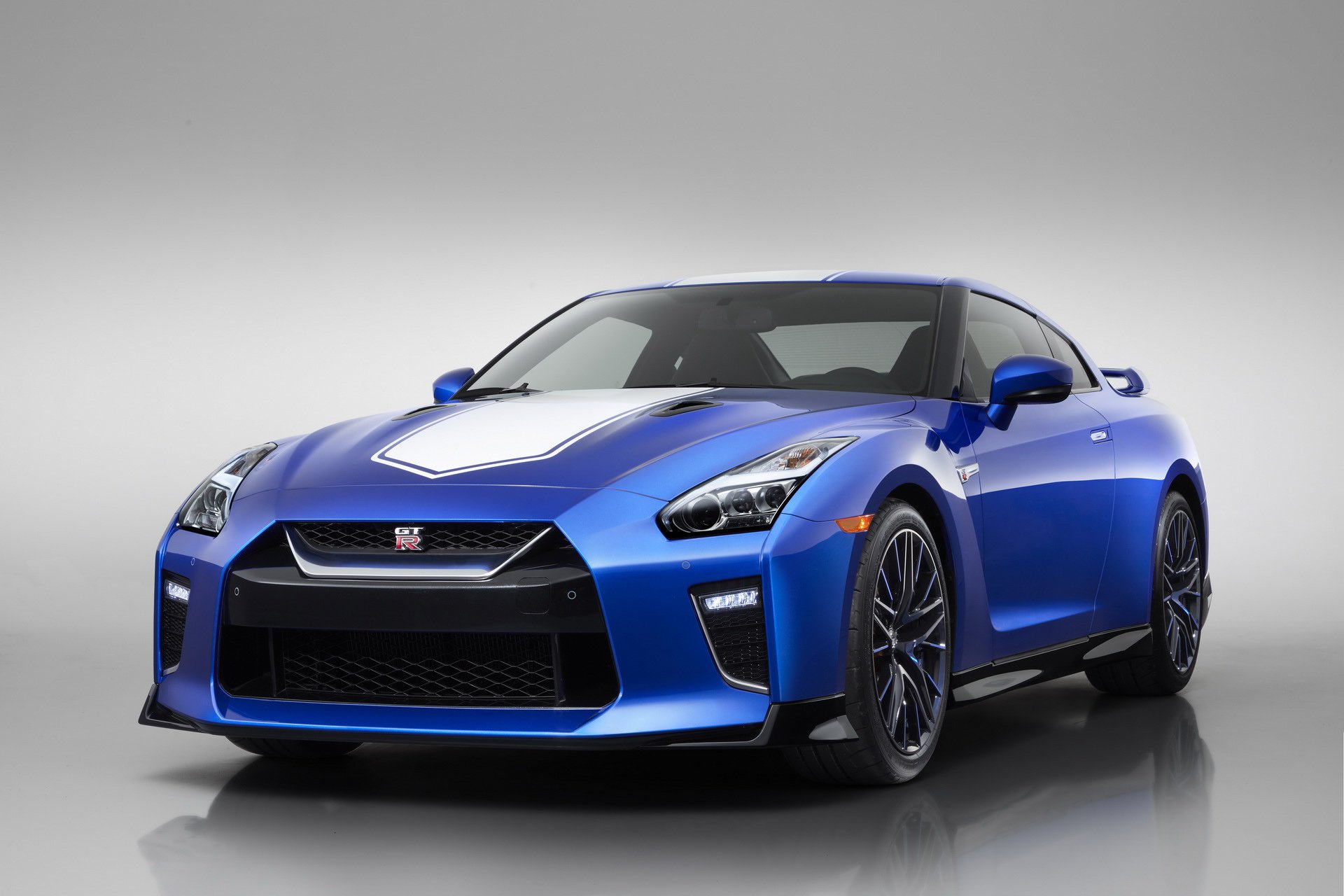 nissan-gt-r-50th-anniversary-edition-medio-siglo-de-historia-del-gt-r-18