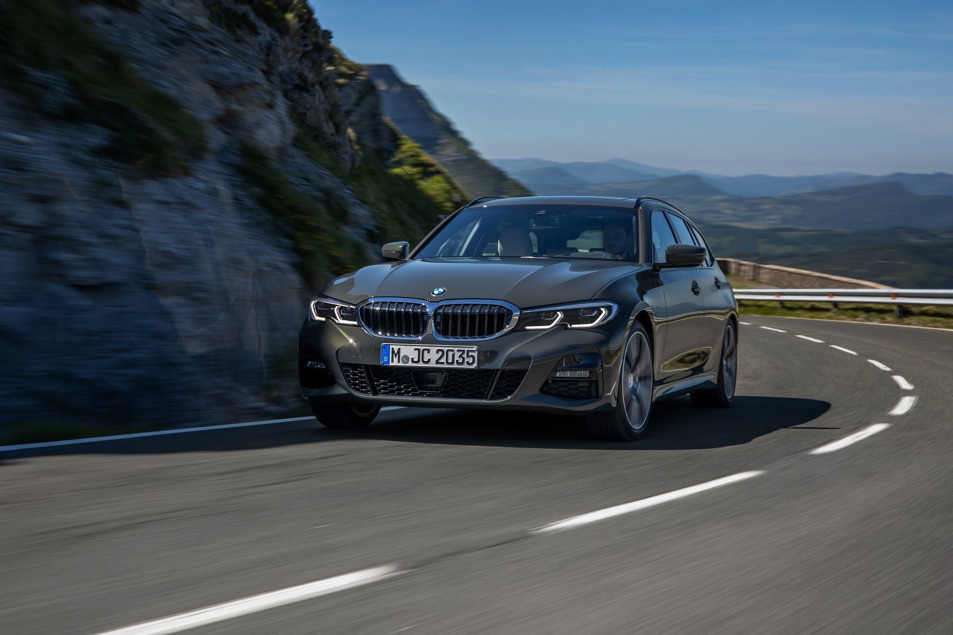 bmw-serie-3-touring-2020-15