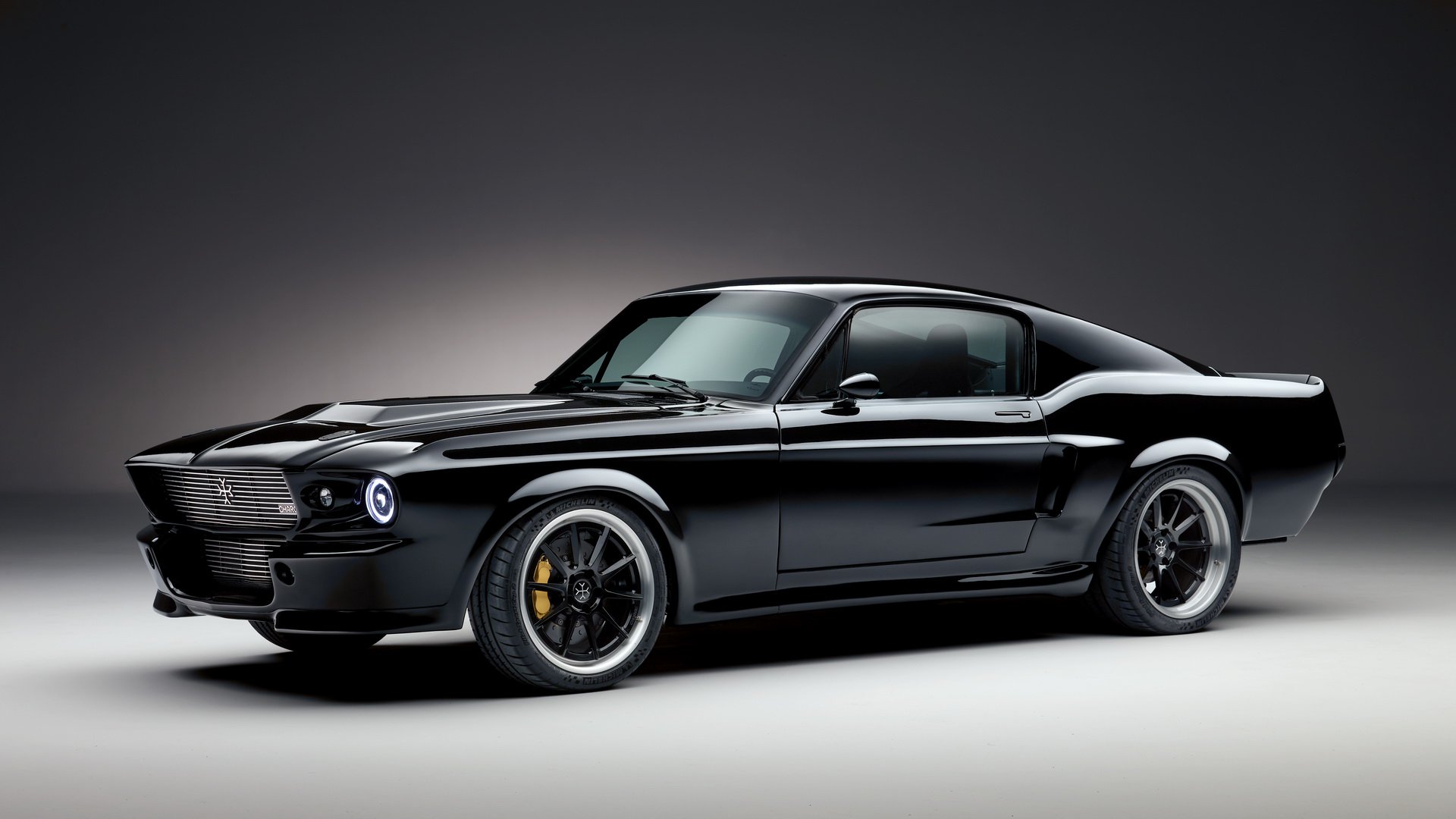 cae6d7cd-ford-mustang-ev-charge-02