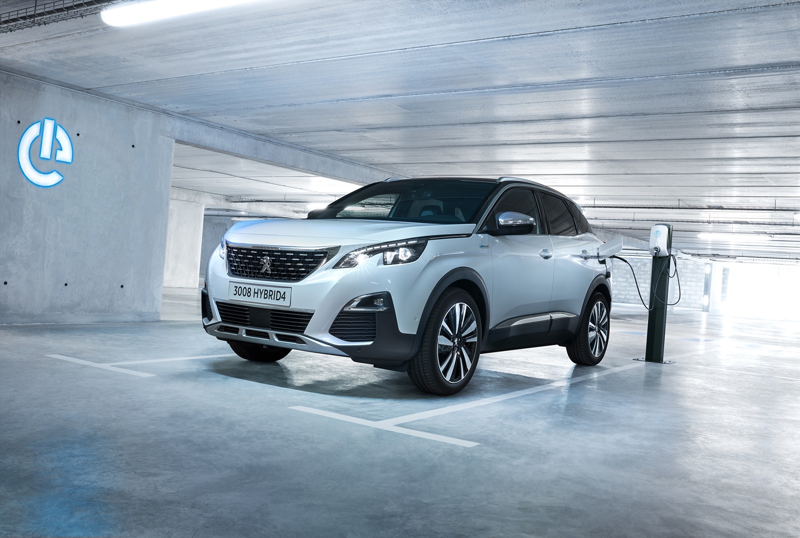 Peugeot-3008-GT-HYBRID4-2019-2