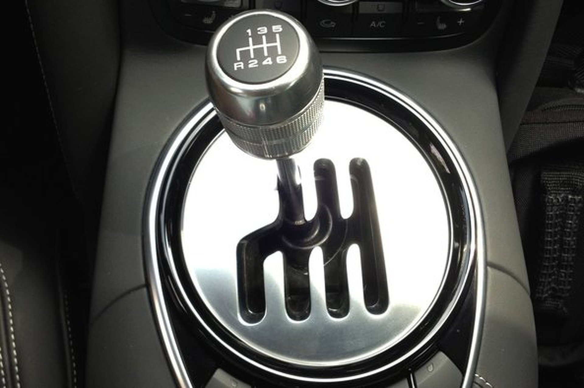 the-manual-gearbox-an-endangered-species