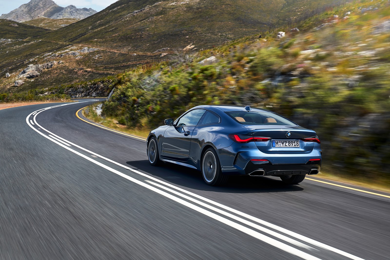 Bmw serie 4 coupe 2021 ya es oficial y sus rinones no pasan desapercibidos 2