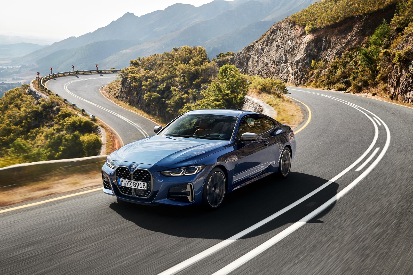 Bmw serie 4 coupe 2021 ya es oficial y sus rinones no pasan desapercibidos 7