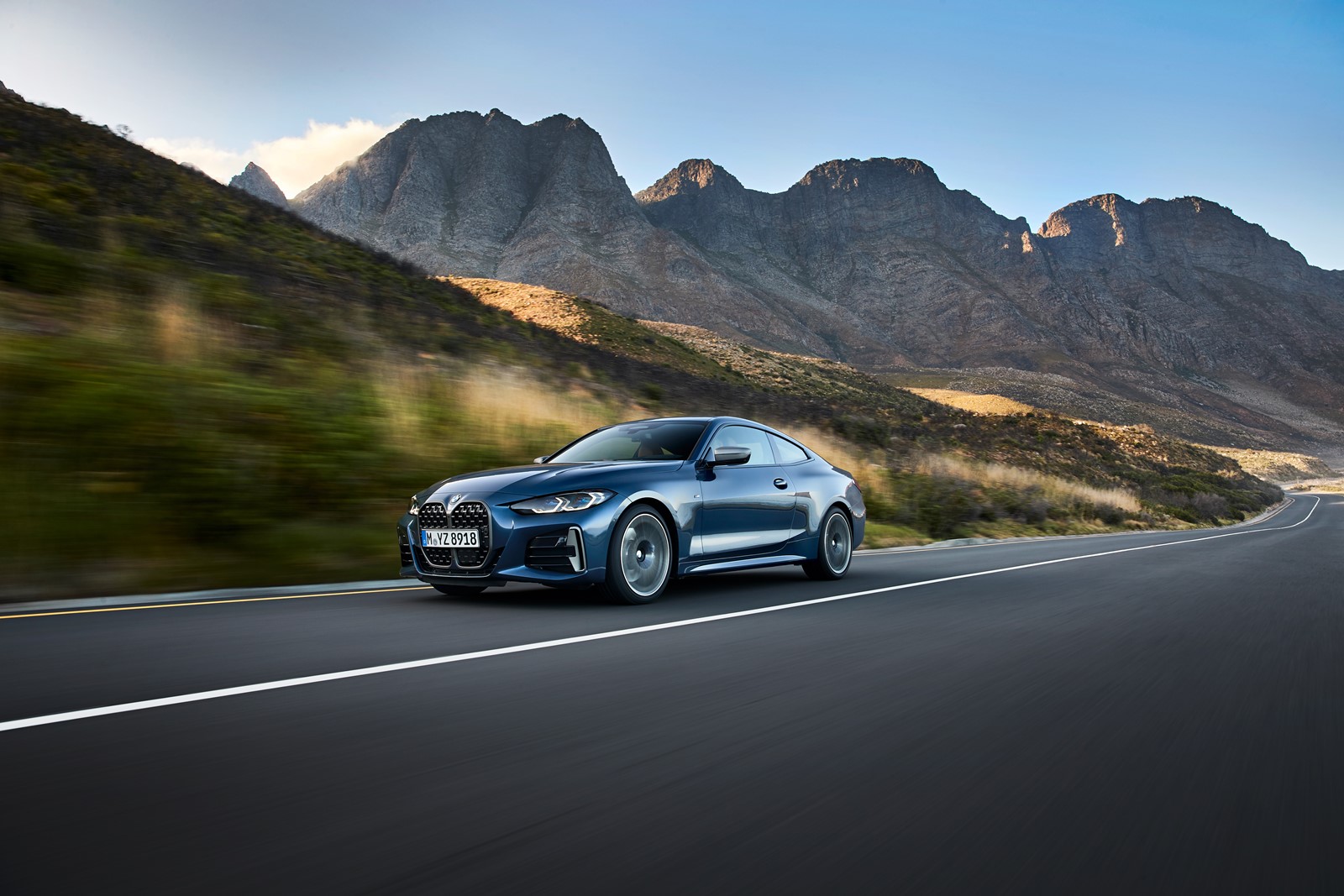 Bmw serie 4 coupe 2021 ya es oficial y sus rinones no pasan desapercibidos 12