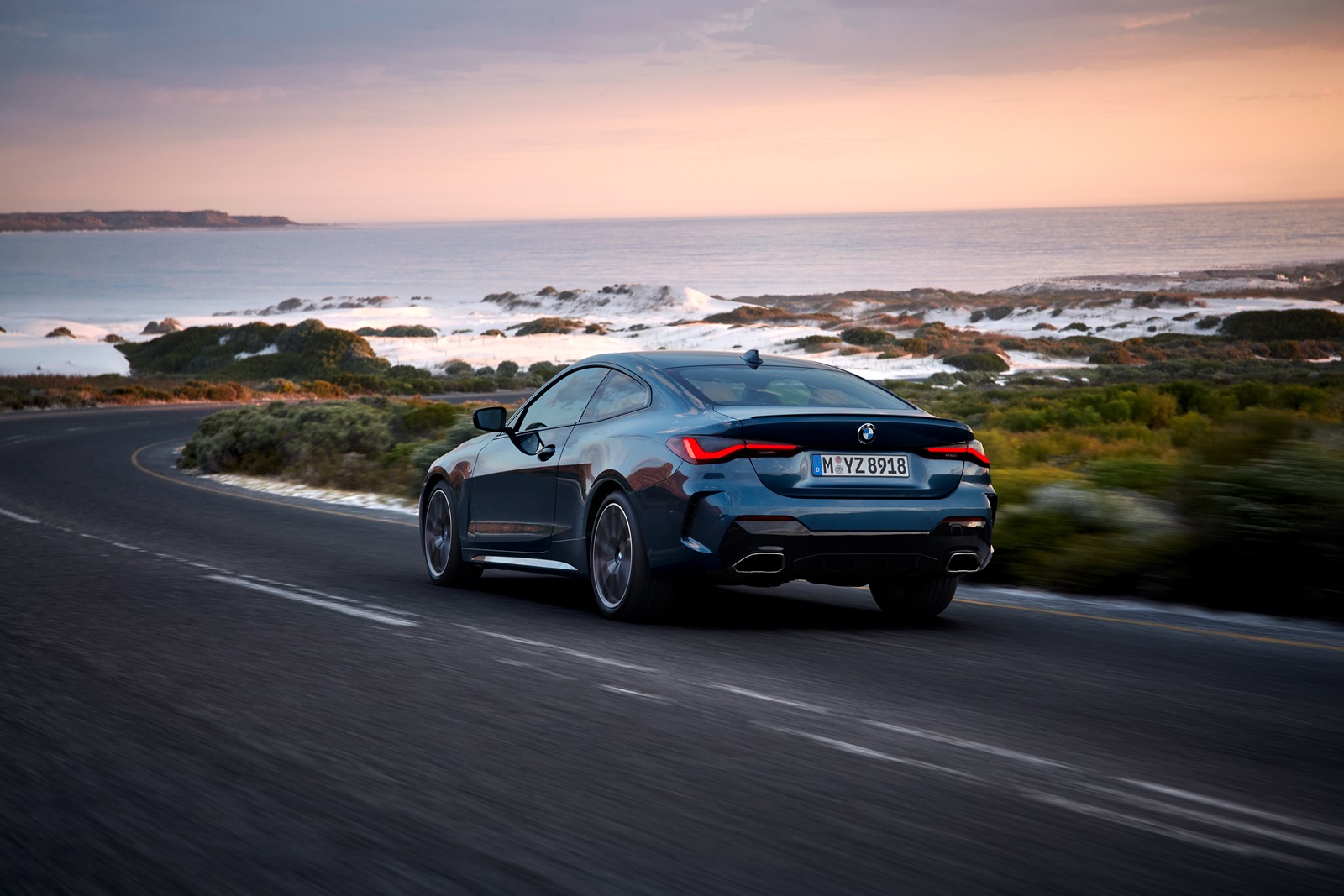 Bmw serie 4 coupe 2021 ya es oficial y sus rinones no pasan desapercibidos 23