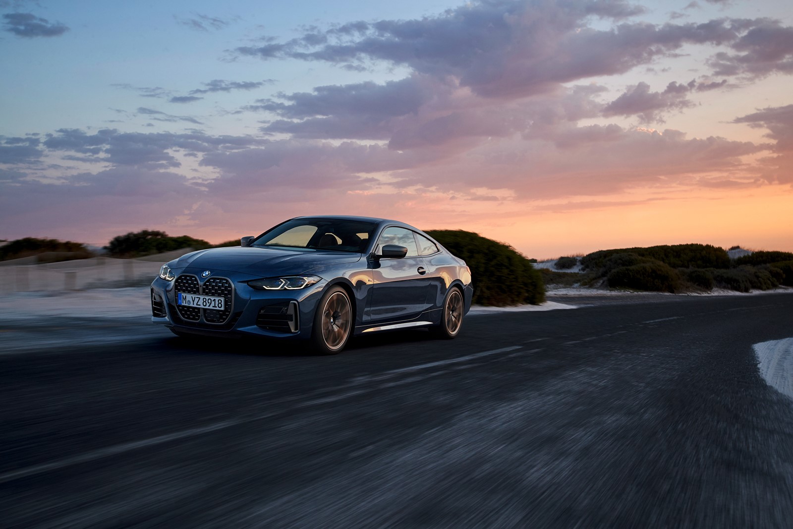 Bmw serie 4 coupe 2021 ya es oficial y sus rinones no pasan desapercibidos 24
