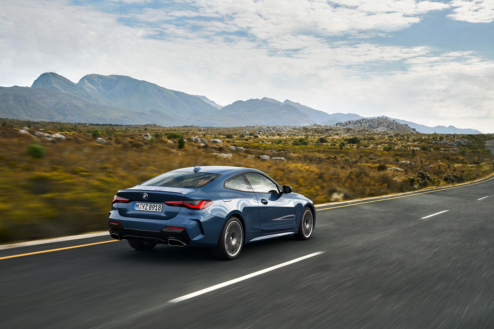 Bmw serie 4 coupe 2021 ya es oficial y sus rinones no pasan desapercibidos 27