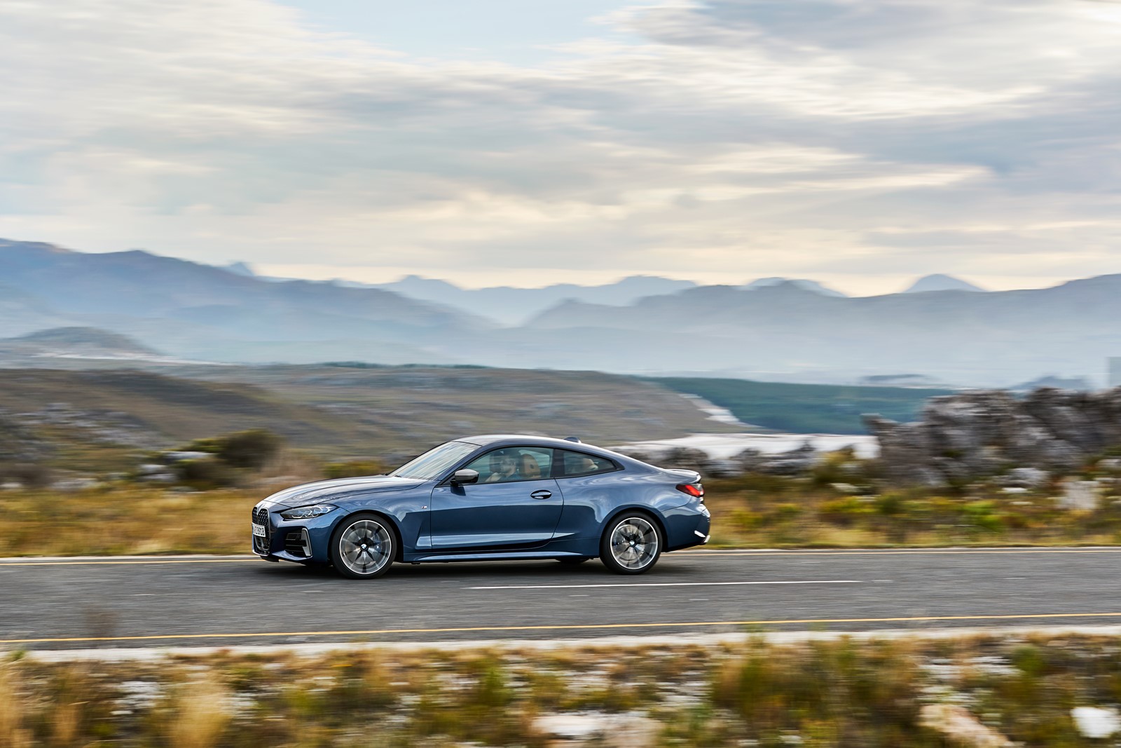 Bmw serie 4 coupe 2021 ya es oficial y sus rinones no pasan desapercibidos 29