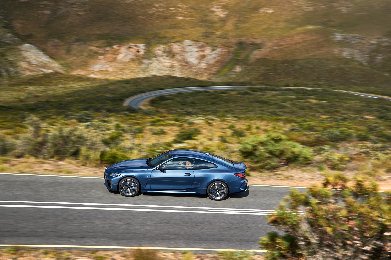 Bmw serie 4 coupe 2021 ya es oficial y sus rinones no pasan desapercibidos 33