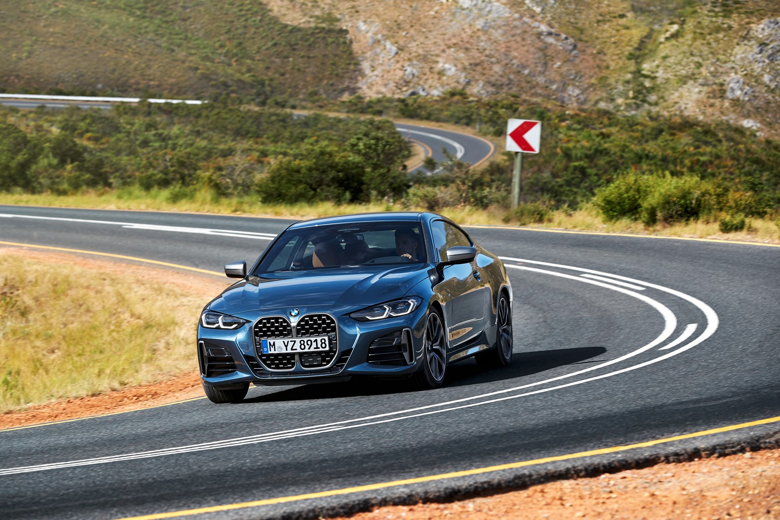 Bmw serie 4 coupe 2021 ya es oficial y sus rinones no pasan desapercibidos 35