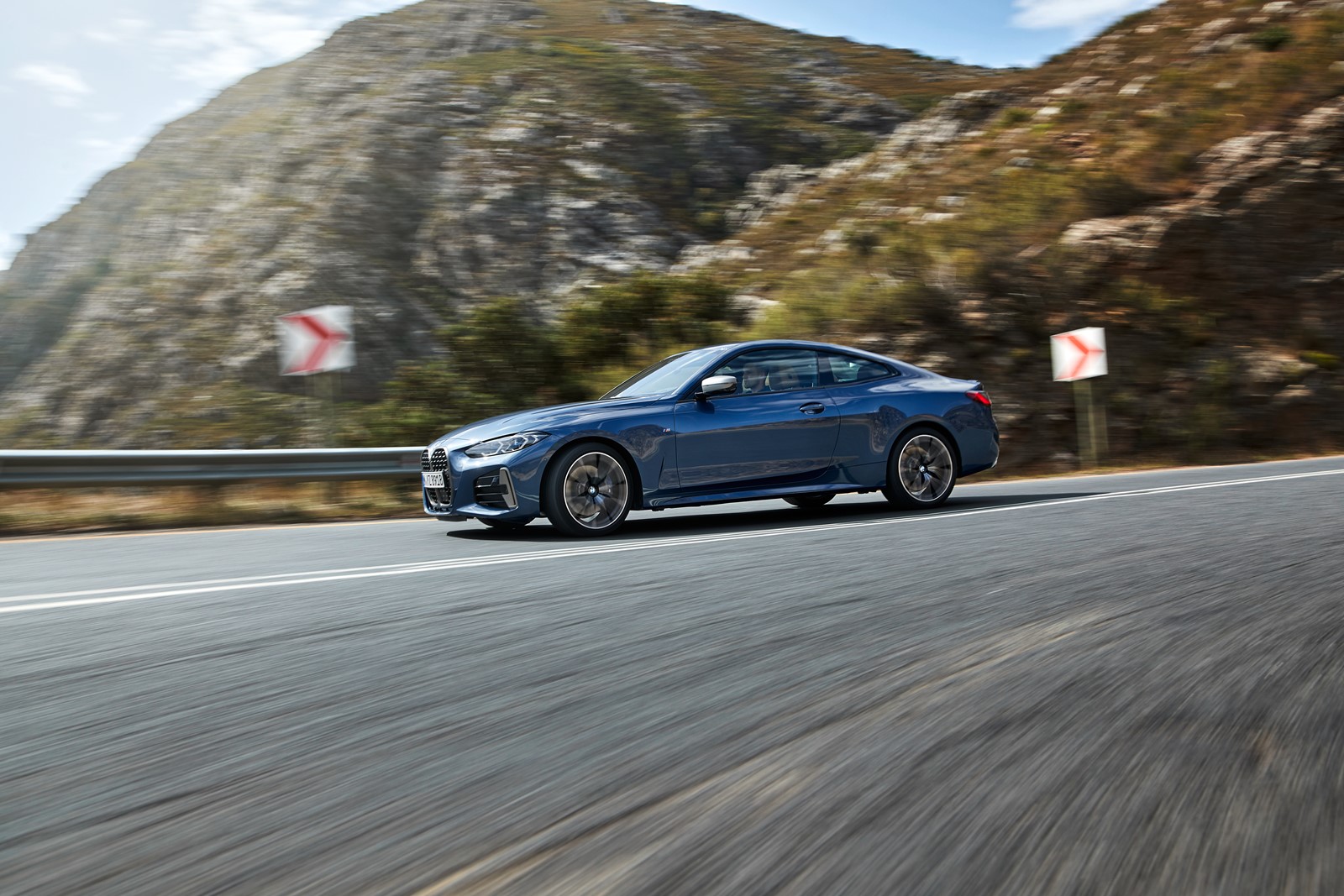 Bmw serie 4 coupe 2021 ya es oficial y sus rinones no pasan desapercibidos 37