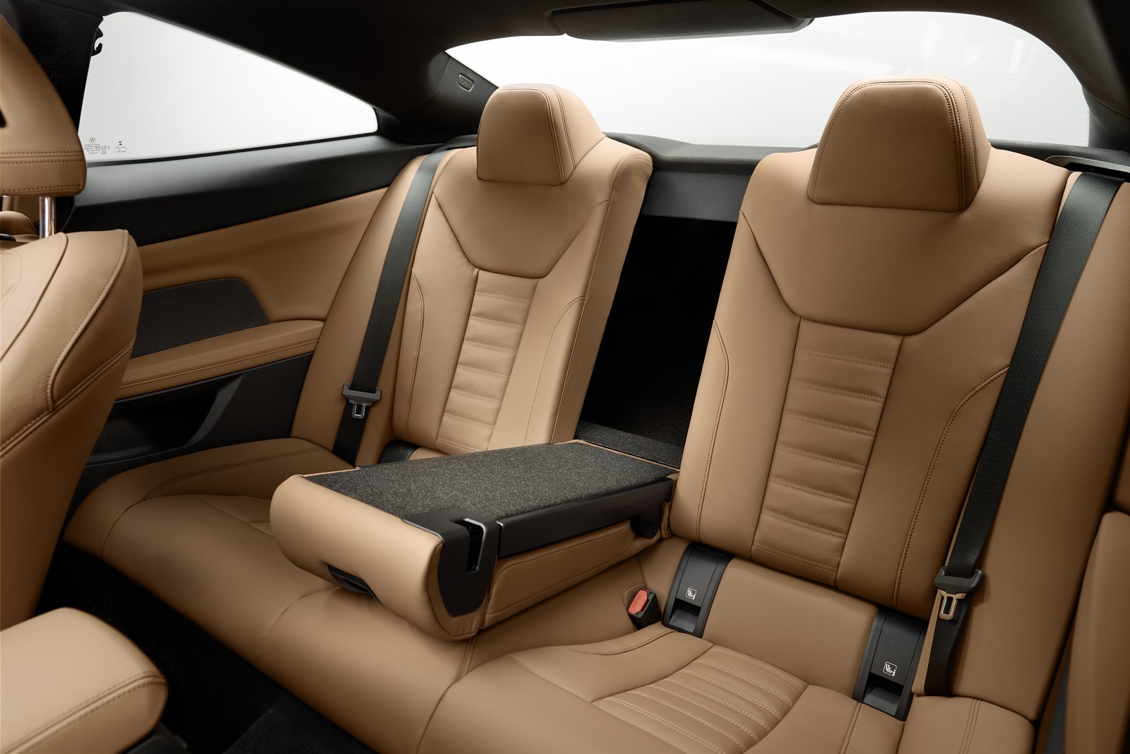 Bmw serie 4 coupe 2021 ya es oficial y sus rinones no pasan desapercibidos 46