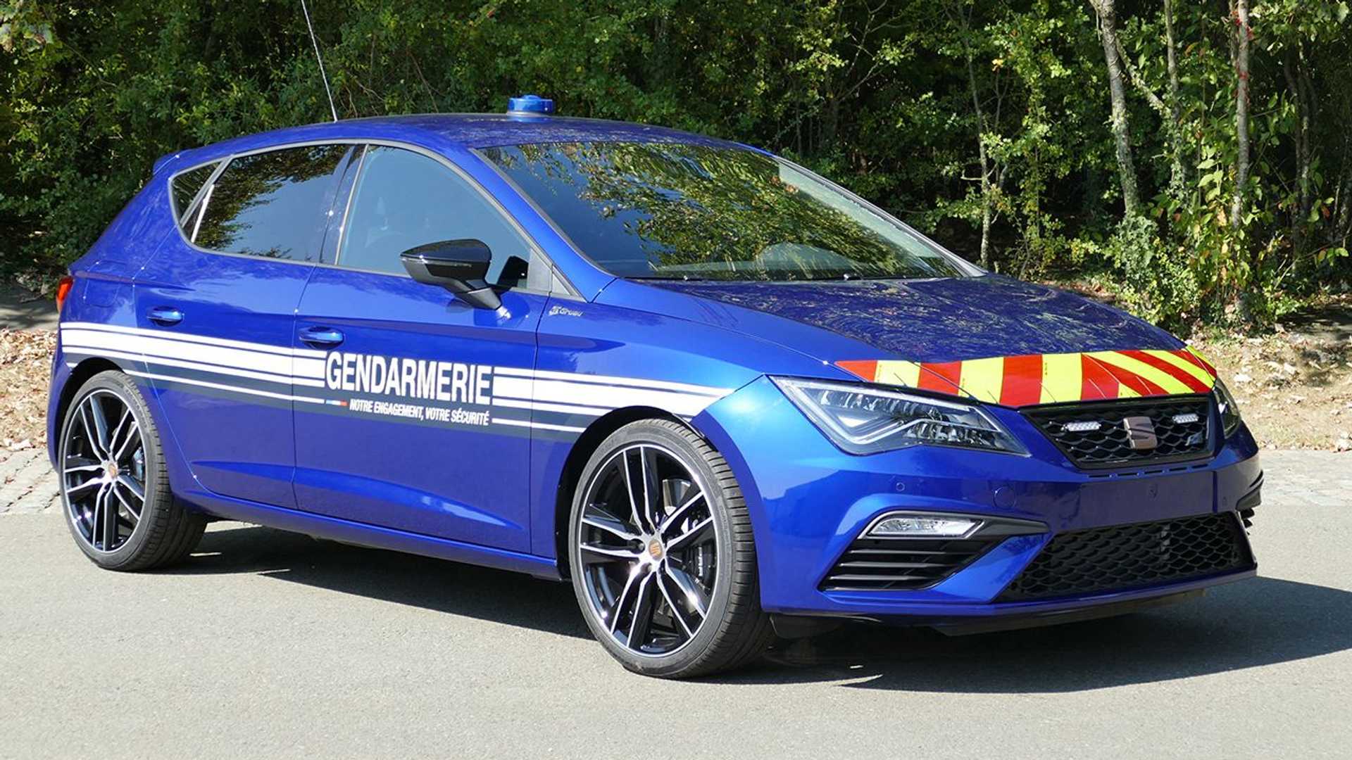 seat-leon-cupra-gendarmerie (2)