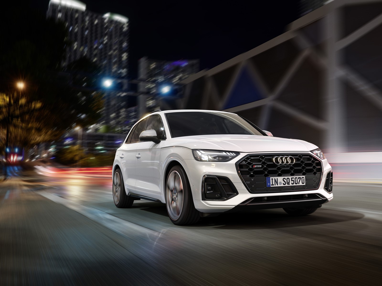 Audi-SQ5-2020-4