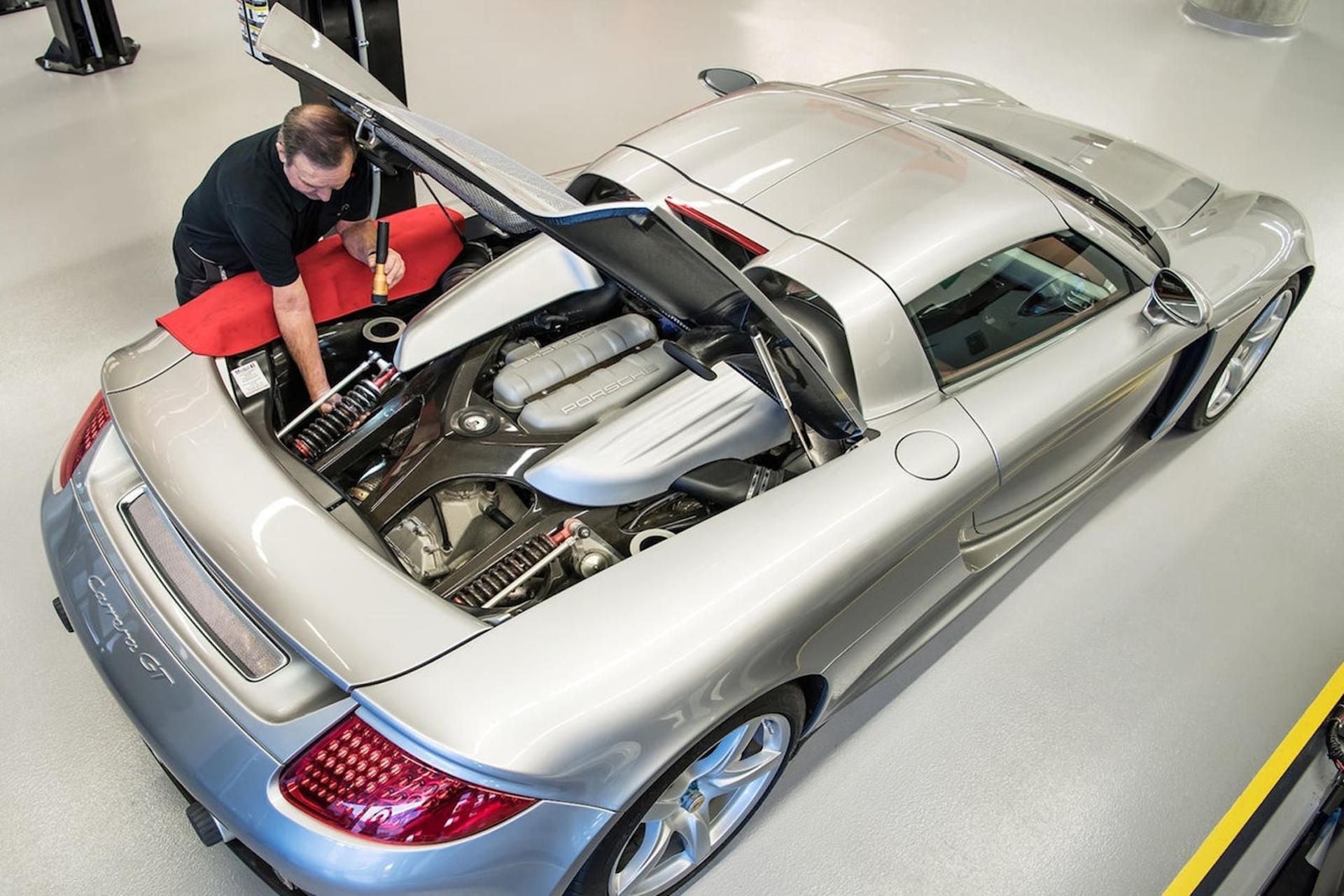 porsche-carrera-gt-desmontado-78-veces-1
