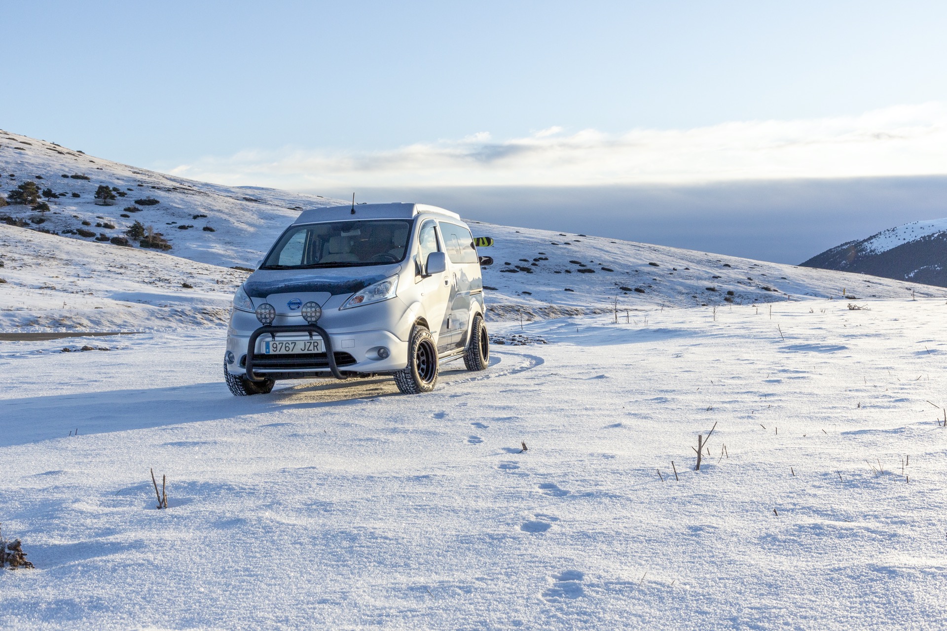 Nissan-e-NV200-camper-1