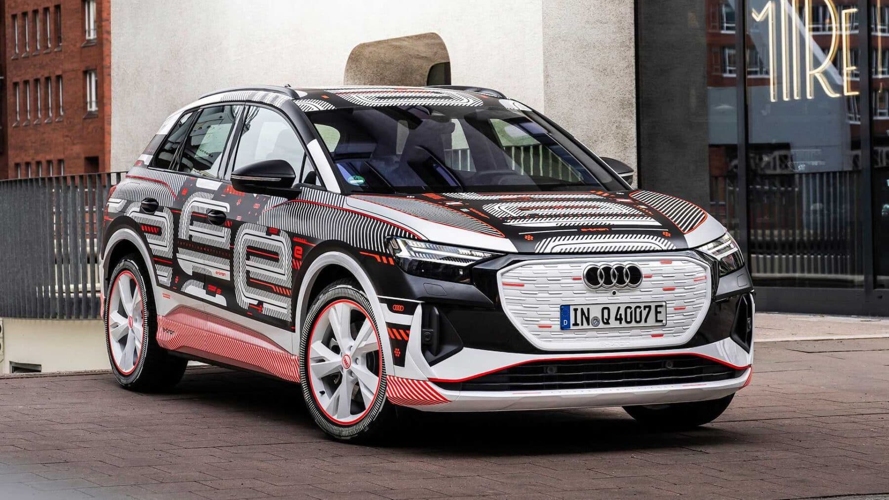 Audi-Q4-e-tron-2021-16