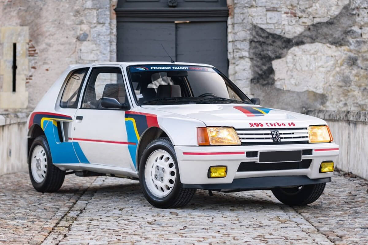 peugeot-205-T16-01