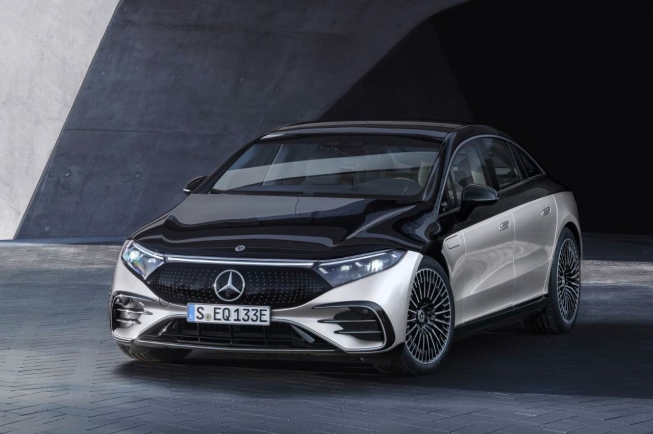 mercedes-eqs-2021-15