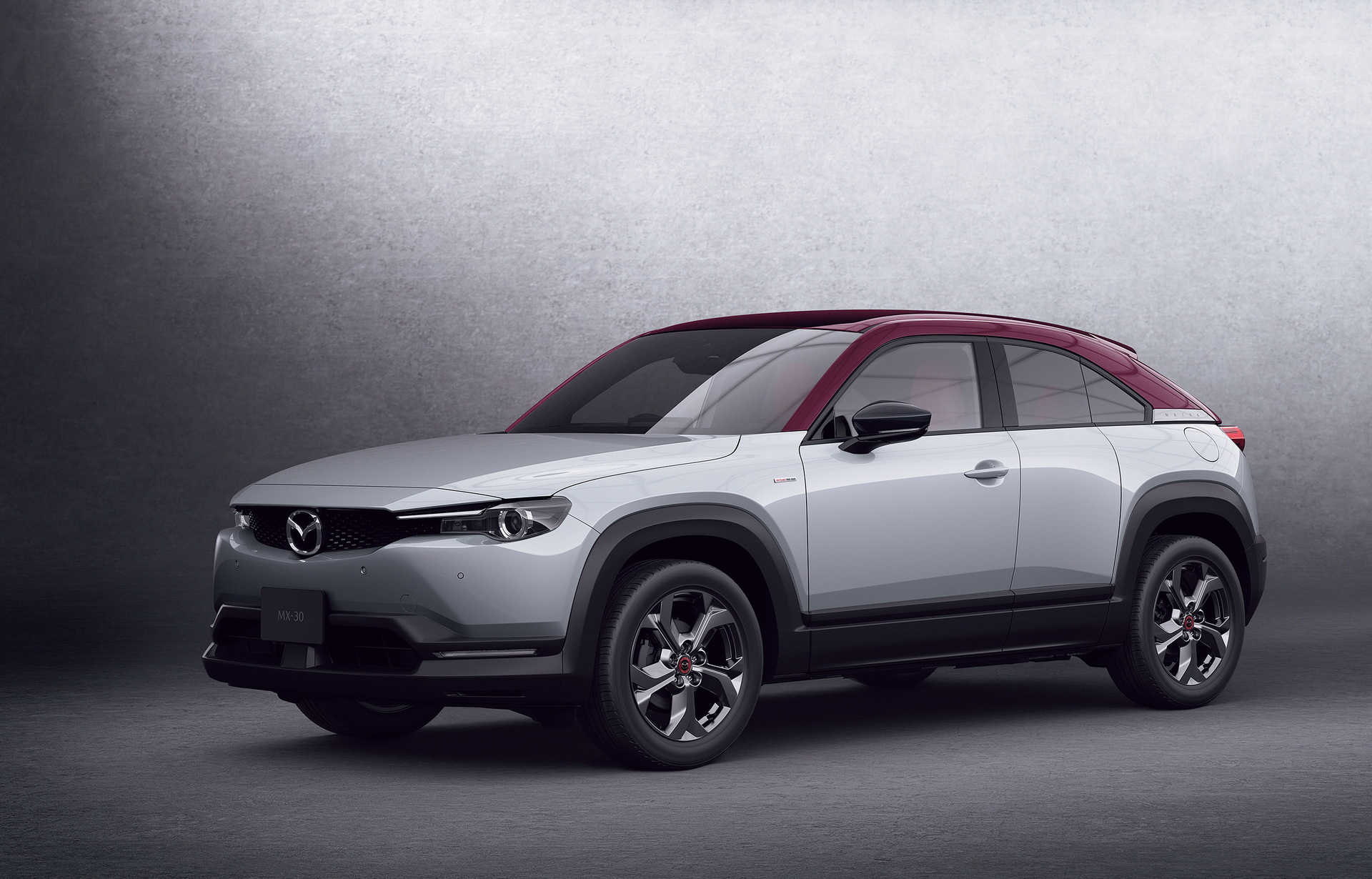 2021-Mazda-MX-30-2