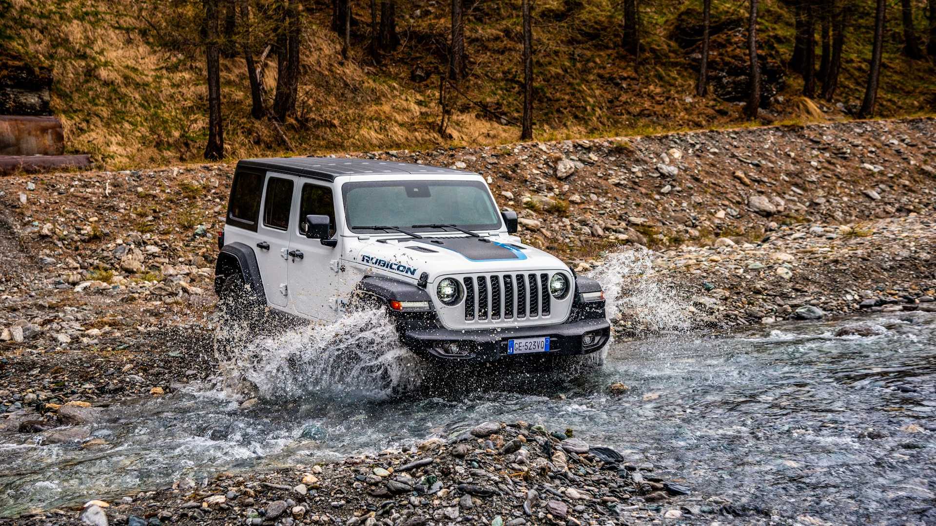 Jeep-Wrangler-4xe-2022-Europa-24
