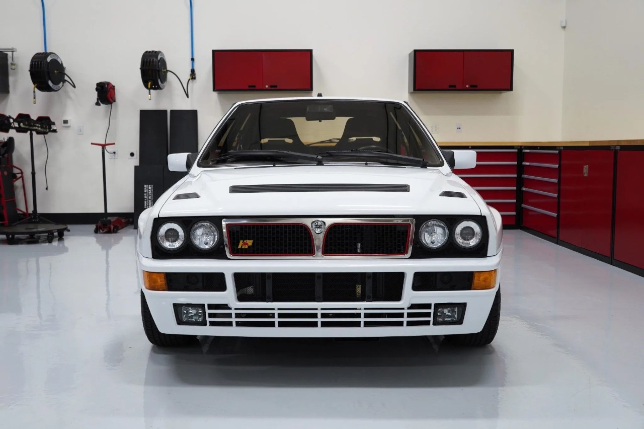 lancia-delta-integrale-martini-5-evoluzione-3
