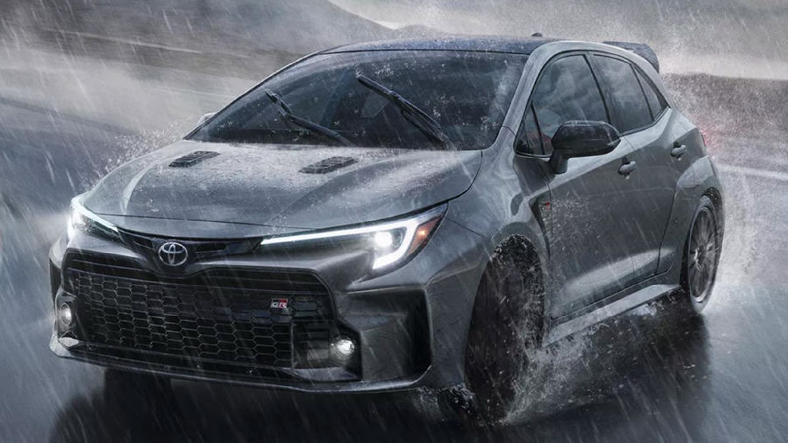 Toyota-GR-Corolla-2023-1