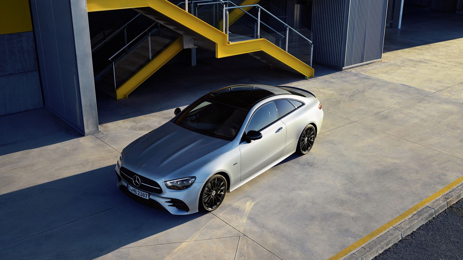Mercedes-Benz-Clase-E-Night-Edition-3
