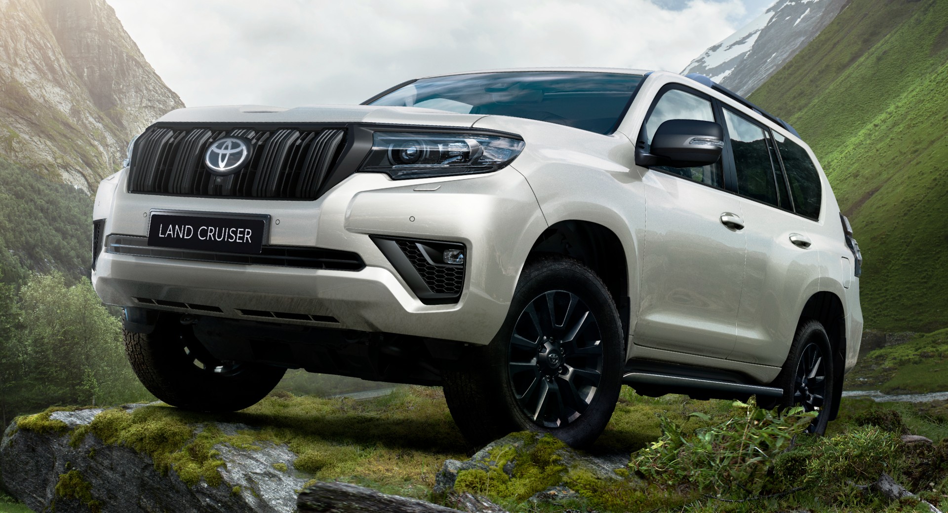 2022-Toyota-Land-Cruiser-Matt-Black-Edition-1s
