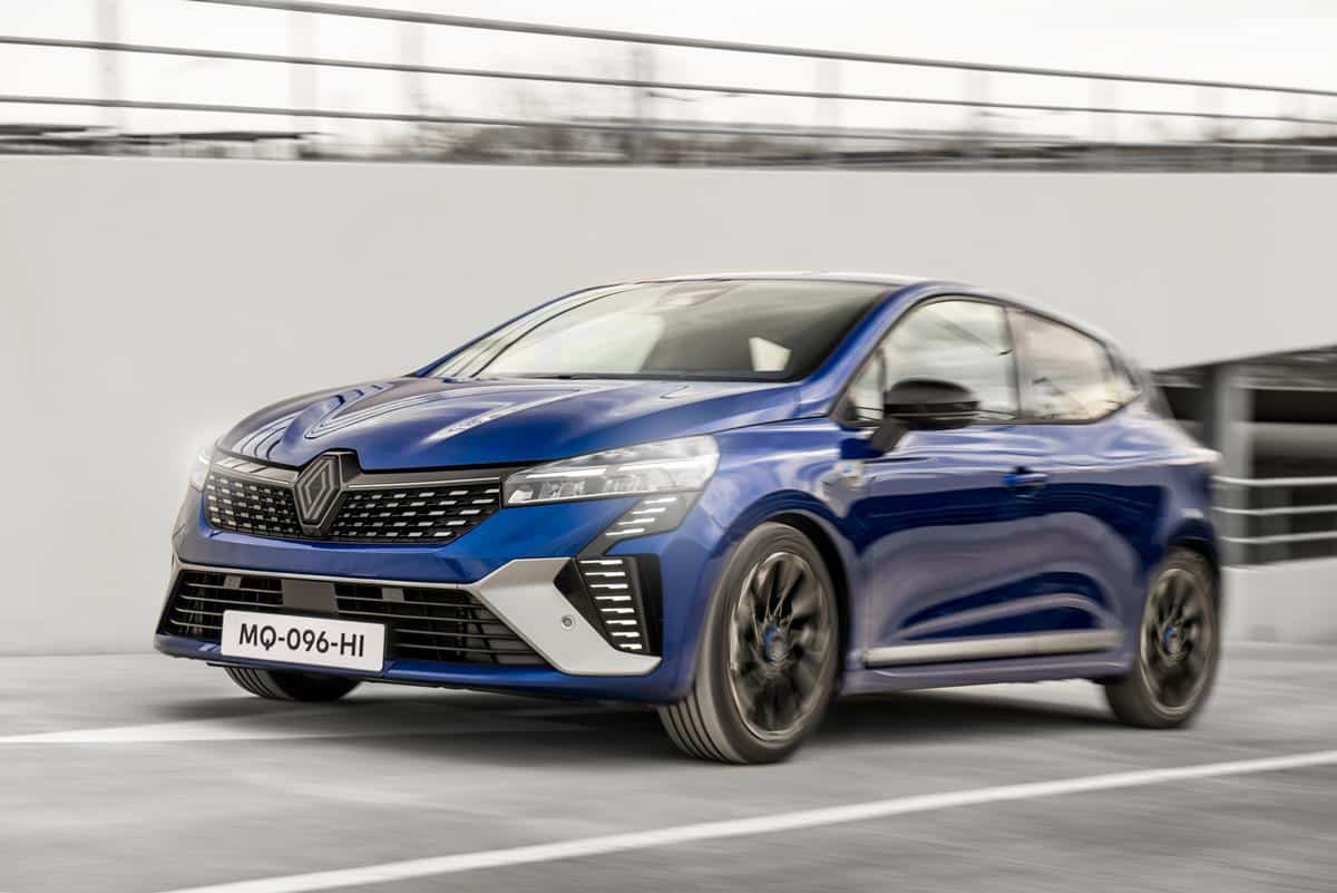 Renault-clio-8